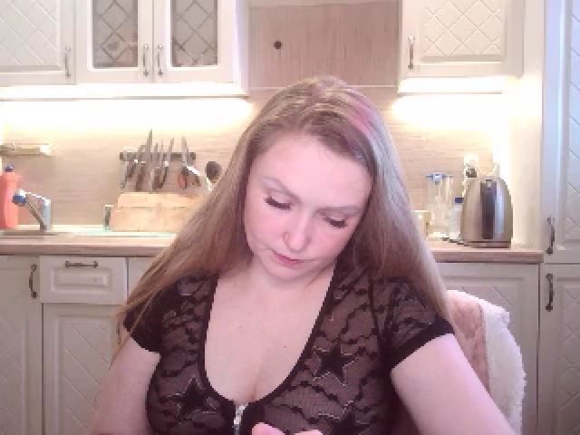 Live sex webcam photo for JaneGrey111 #265595617