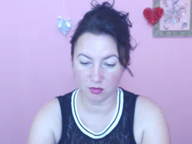 Live sex webcam photo for LexiFox_ #260564442