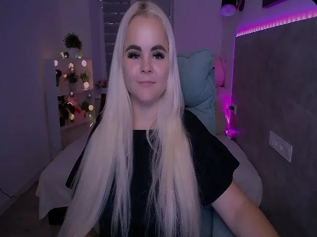 Live sex webcam photo for Jenni__fer #260240755