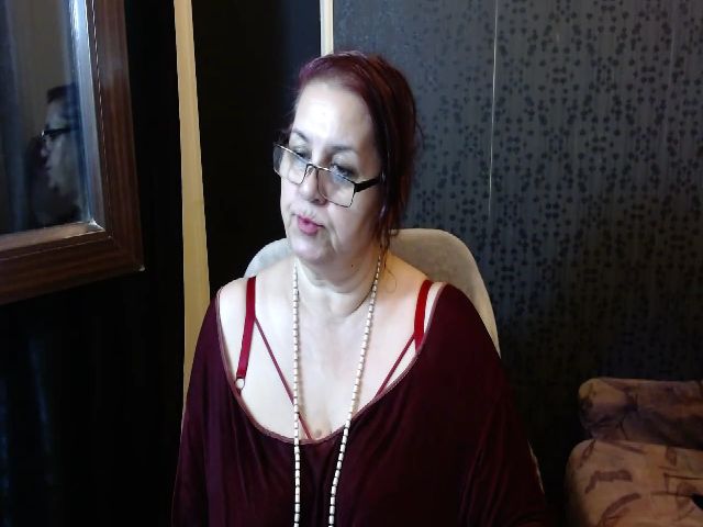 Live sex webcam photo for MissSanjane #257948018