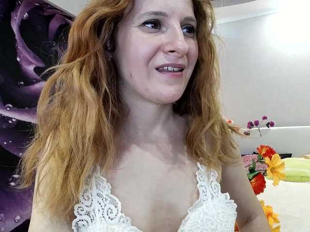 Live sex webcam photo for ladybigsmile #241293179