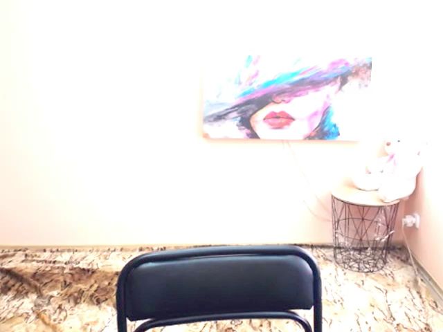 Live sex webcam photo for Miss_Vivian #264288791