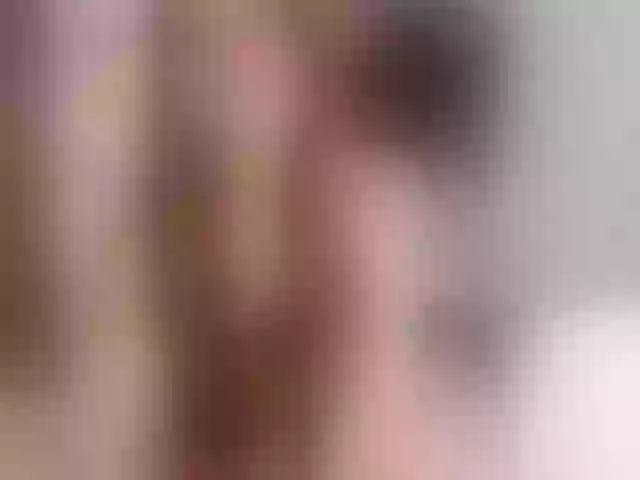 Live sex webcam photo for EllaClark #287991573