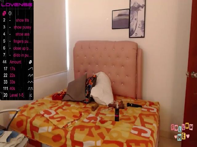 Live sex webcam photo for jessikplayhot #255765129