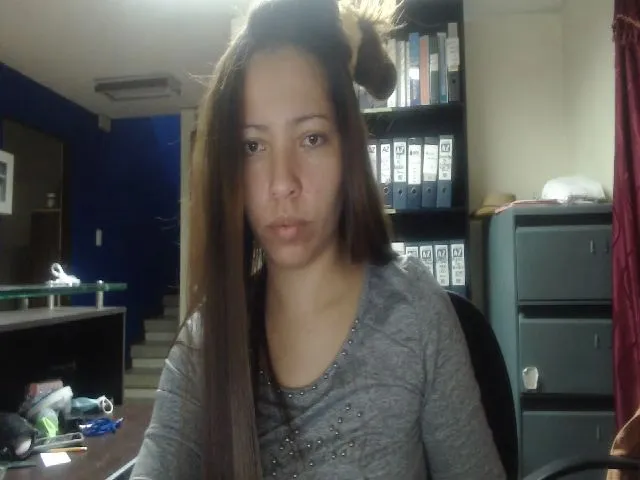Live sex webcam photo for LauraMarlyn #261251168