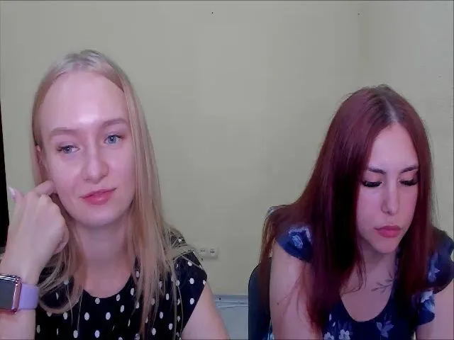 Live sex webcam photo for BeautiAmber #263514875