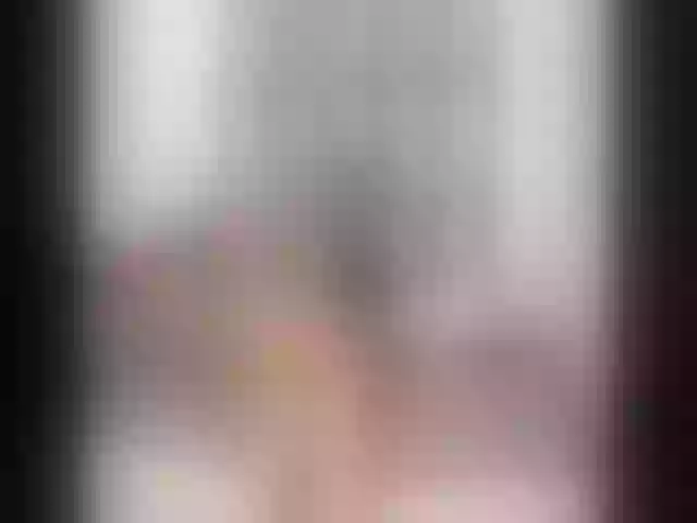 Live sex webcam photo for MarshaStarQue #260179583