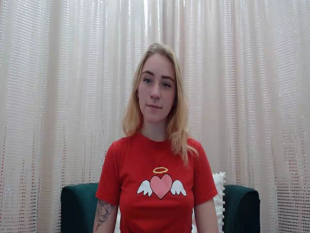 Live sex webcam photo for RedBerryy #263560048