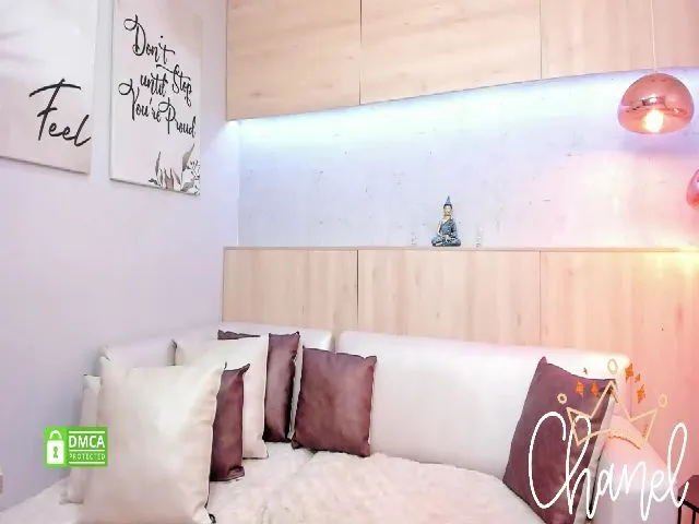 Live sex webcam photo for Chaneladams_ #261535197