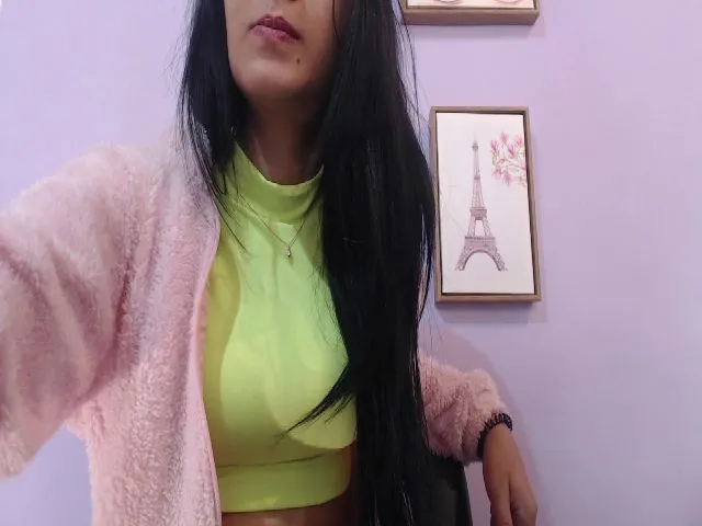 Live sex webcam photo for STORMY_FOXX #255827554