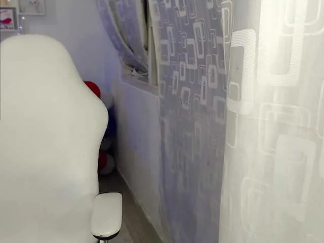 Live sex webcam photo for nia-bbw #257388735