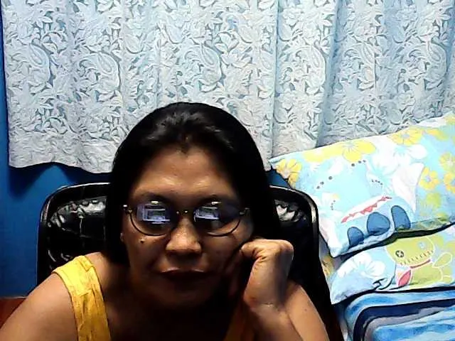 Live sex webcam photo for hOtGranny4u #241360196