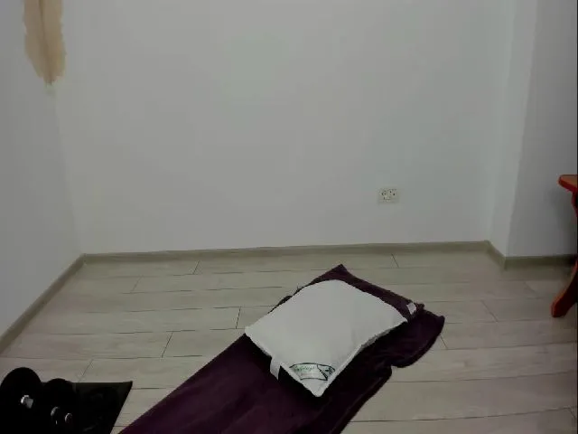 Live sex webcam photo for araseliarambu #255270080