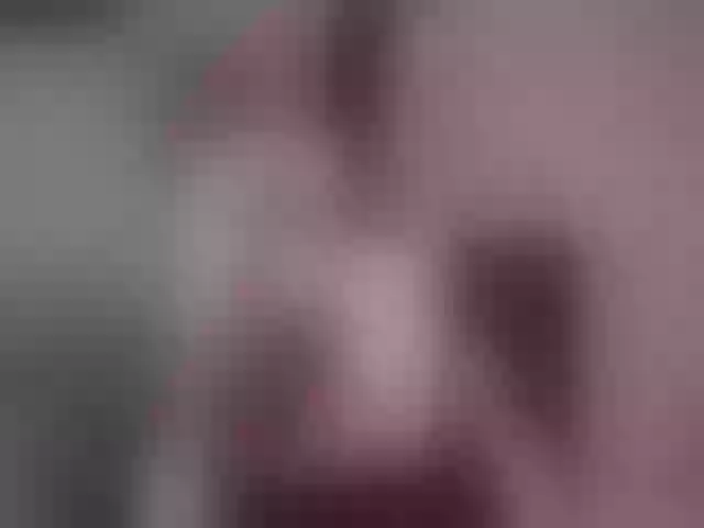 Live sex webcam photo for Sun_kissed1 #254763002