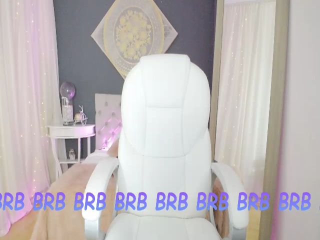 Live sex webcam photo for Karina_V #255032429