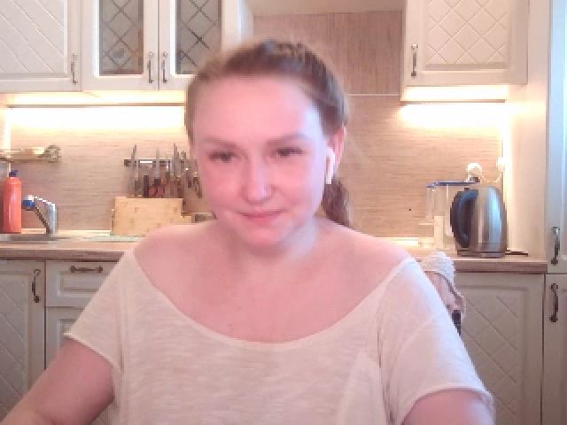 Live sex webcam photo for JaneGrey111 #252727381