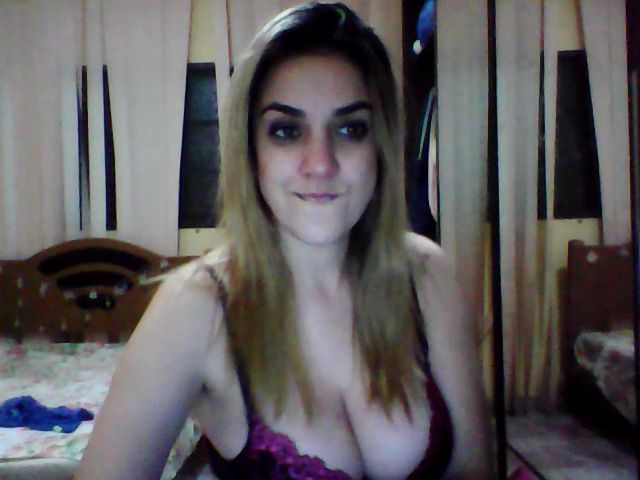 Live sex webcam photo for ChristieBR #255513754