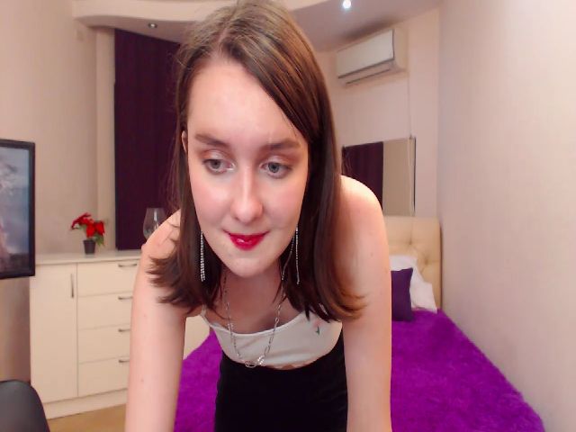 Live sex webcam photo for GraceOfEyes #255489257