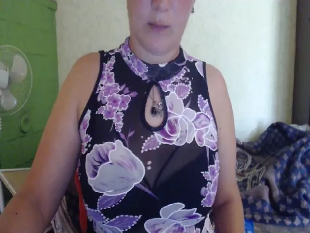 Live sex webcam photo for xxx_butterfly #254102900