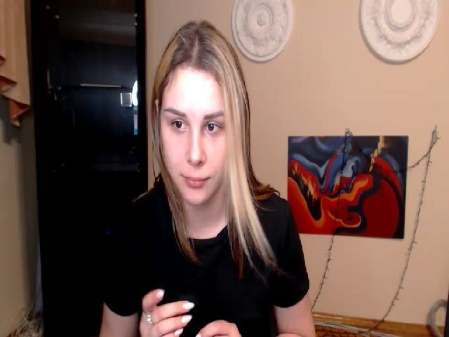 Live sex webcam photo for PolliMilk #255846219