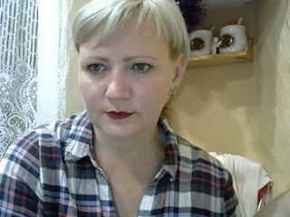 Live sex webcam photo for HelenLike #240760209
