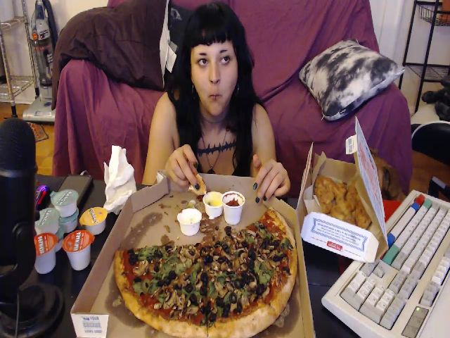 Live sex webcam photo for YourDruidess #259044453