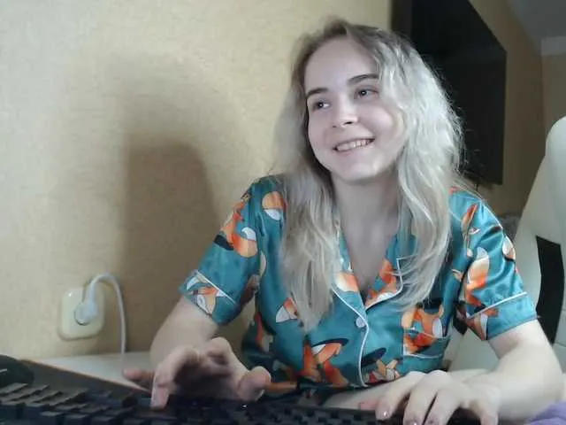 Live sex webcam photo for Milahskasa #241397276