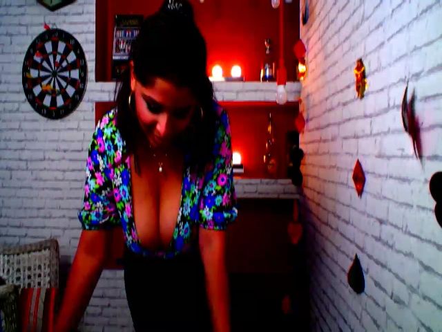 Live sex webcam photo for HalleyBB #254698443