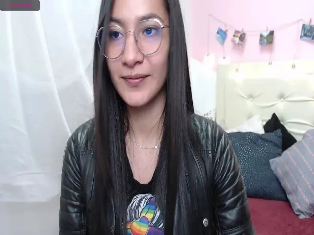 Live sex webcam photo for Pia_Smith_ #260700637