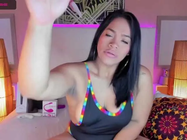 Live sex webcam photo for ScarlettReedd #241784815