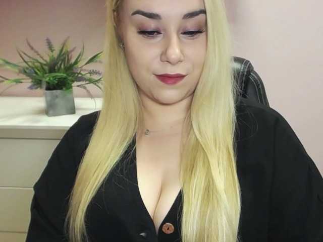 Live sex webcam photo for haileyDream #241267743