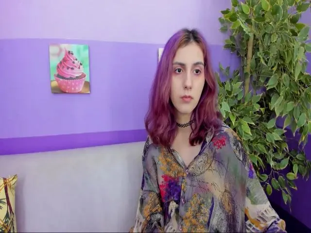 Live sex webcam photo for SarahBanks #254371654