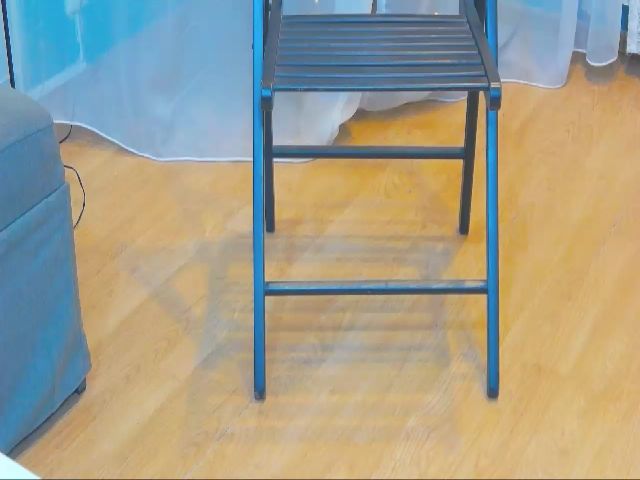 Live sex webcam photo for CurlyVibe #260967110