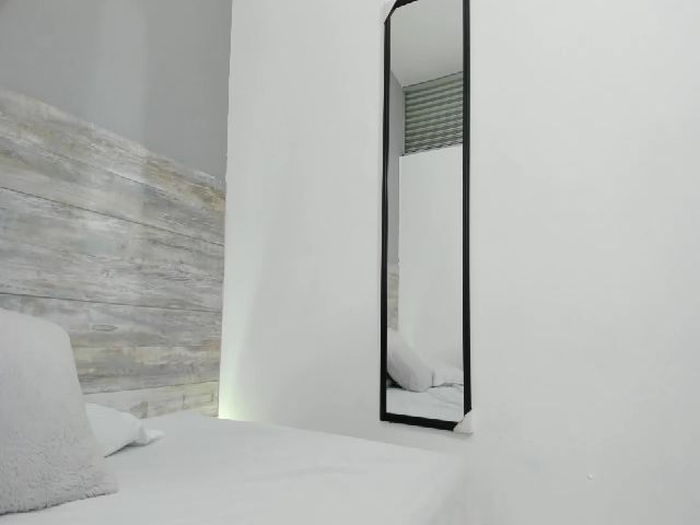 Live sex webcam photo for Kimmy_banks #260488499