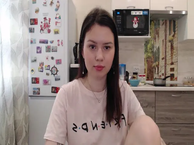 Live sex webcam photo for WonderXGirlXX #258076792