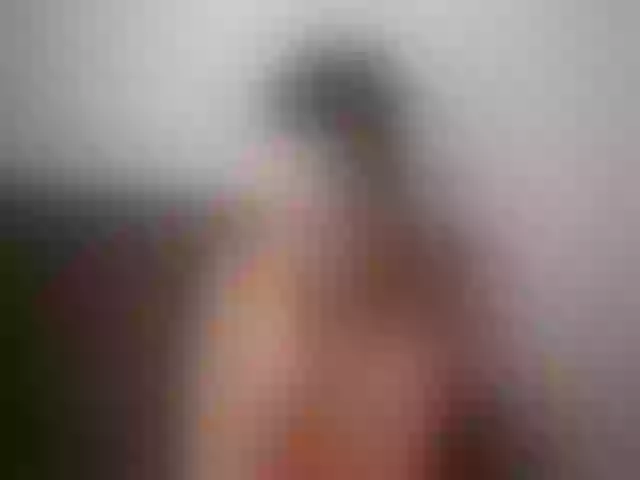 Live sex webcam photo for OnlyLou #260925789