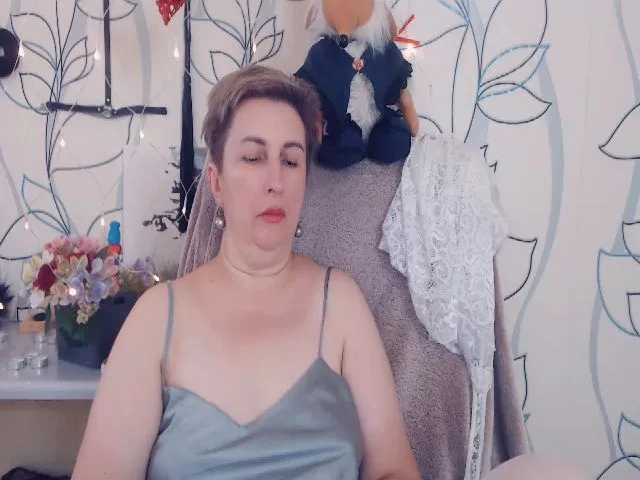 Live sex webcam photo for DepravedMadam #261308518