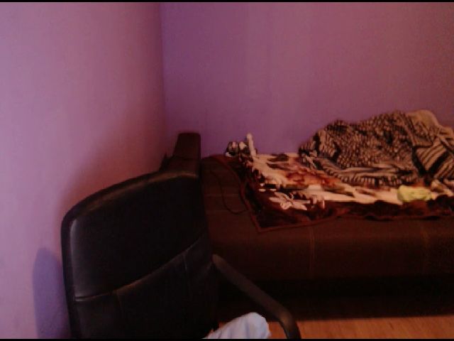 Live sex webcam photo for LoveJulliette #264448811