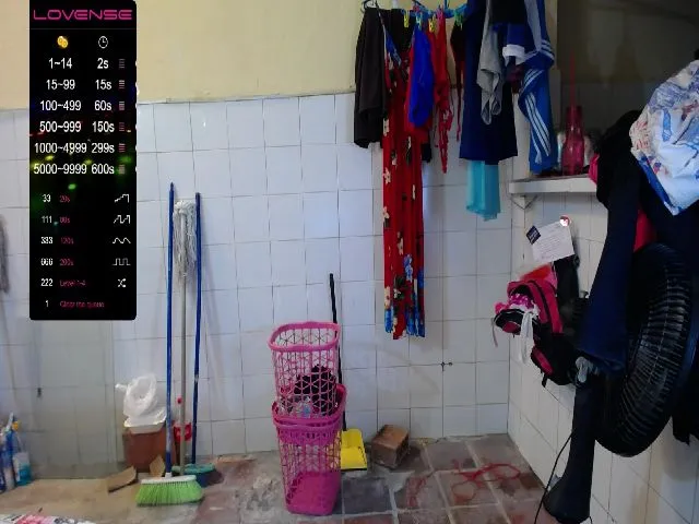 Live sex webcam photo for Brenda_becker #255702182