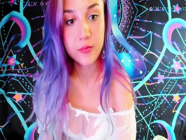 Live sex webcam photo for PurpleJuno #262421752