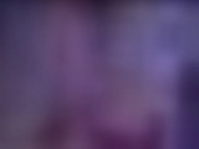 Live sex webcam photo for TrophyMilf #262221637