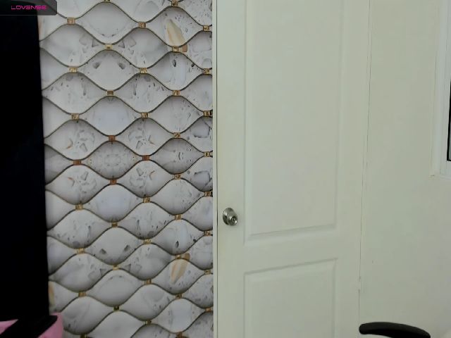 Live sex webcam photo for Anna_cooper #259604691