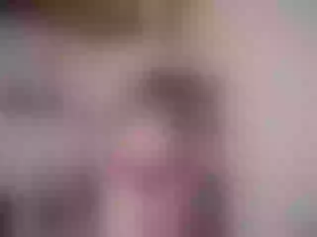Live sex webcam photo for Noonalatin #254795213