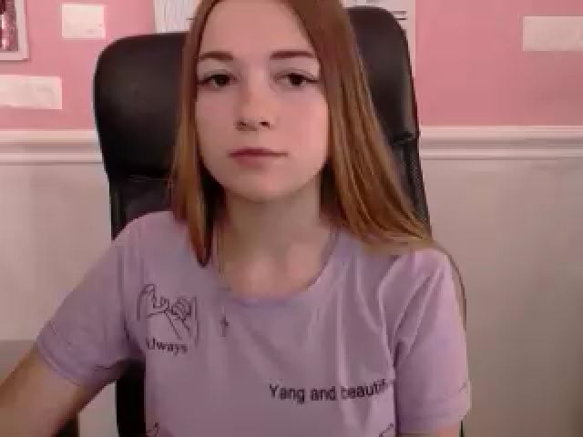 Live sex webcam photo for EmiStern #253350176