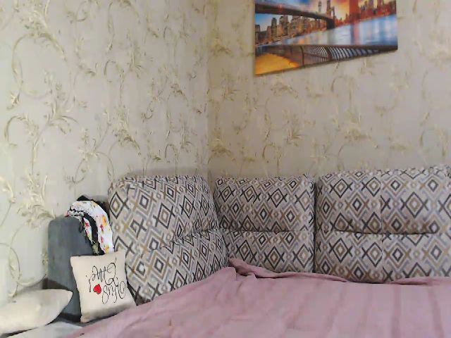 Live sex webcam photo for LanaQ #254270402