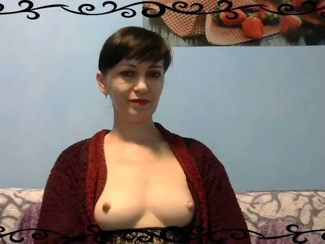 Live sex webcam photo for betul99 #242229307