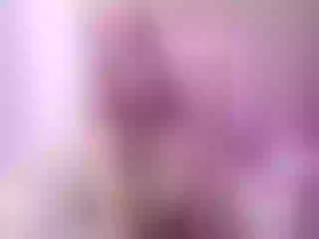 Live sex webcam photo for Sophie_pink18 #252549195