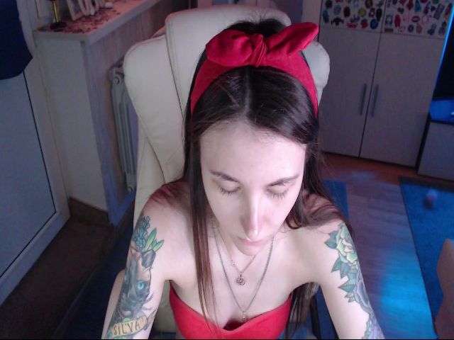 Live sex webcam photo for KeyshaLush #255301546