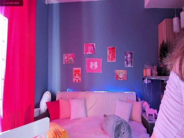 Live sex webcam photo for Milly_Saint #252716840