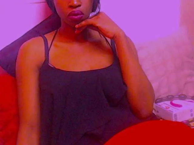 Live sex webcam photo for MilkySlender #248216569